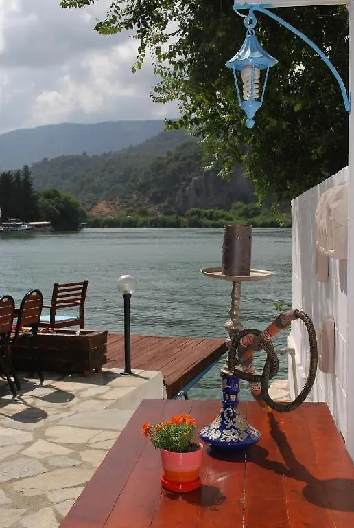 Myra Hotel Дальян