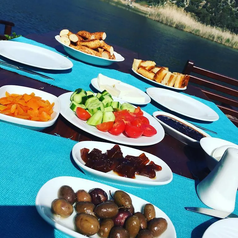 Myra Hotel Дальян 3*,