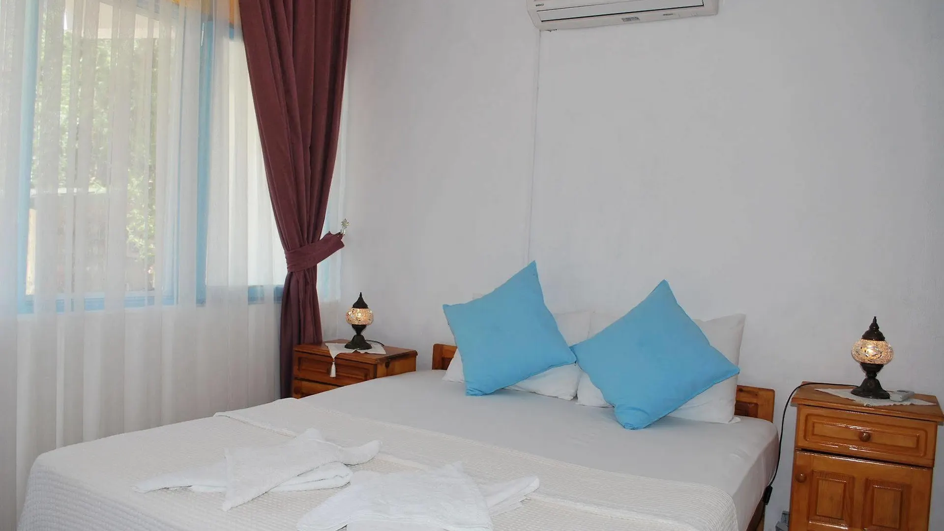 Myra Hotel Дальян
