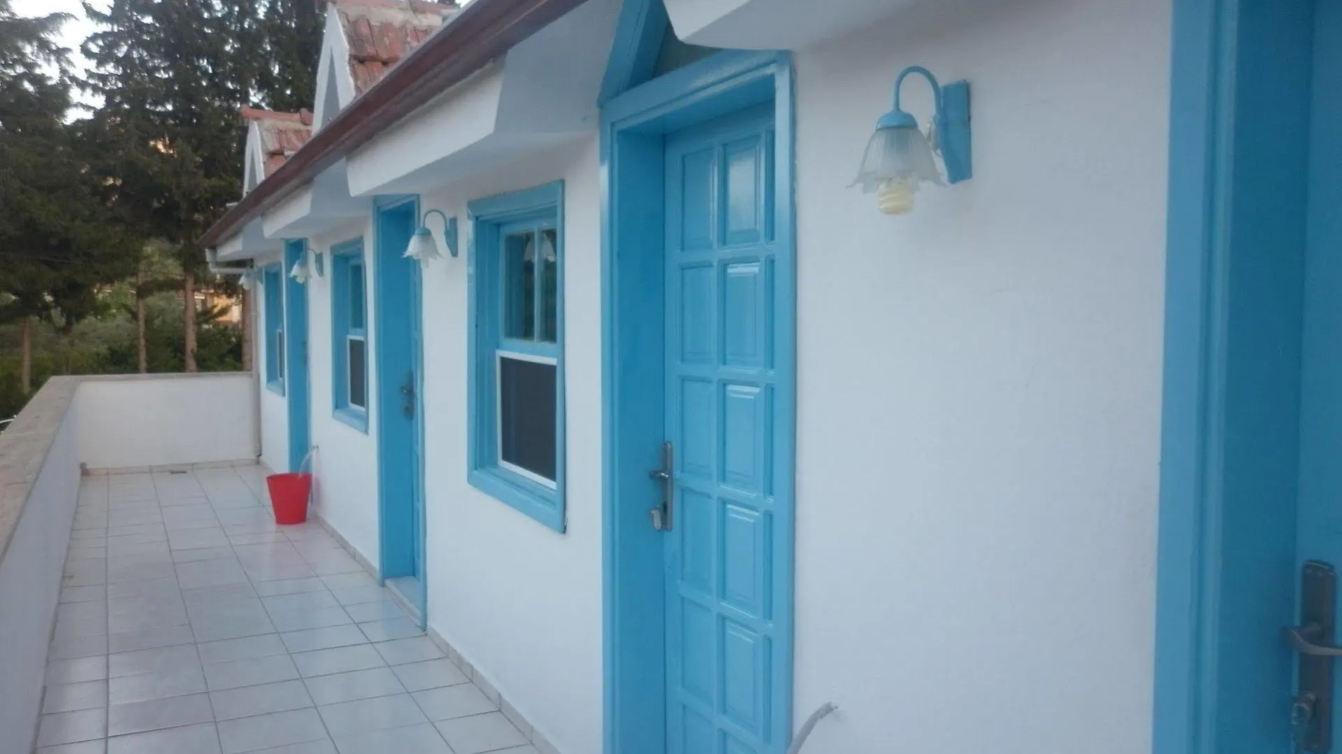 Myra Hotel Дальян