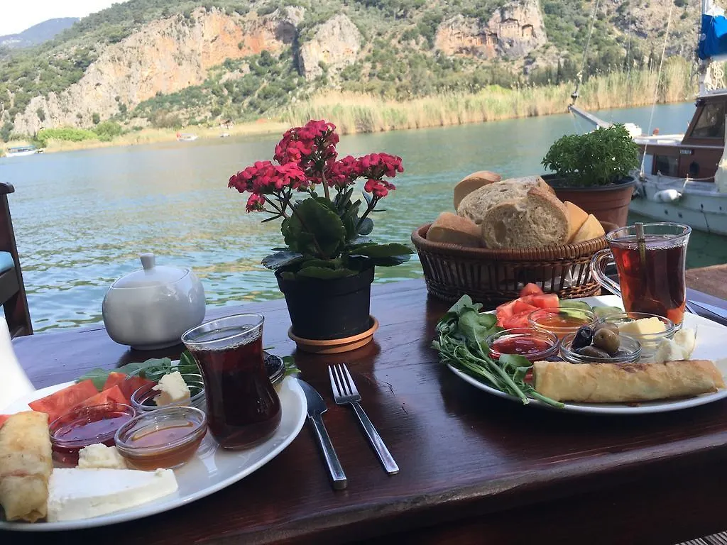 Myra Hotel Dalyan 3*,